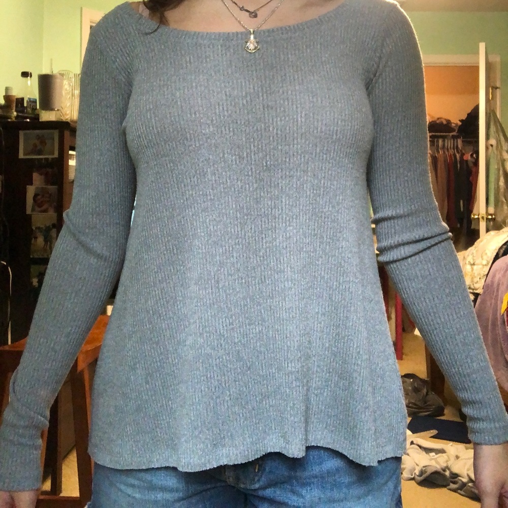 American Eagle Grey Sweater